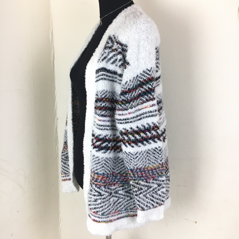 Cardigan Open Front Aztec Print Size Small - image 6